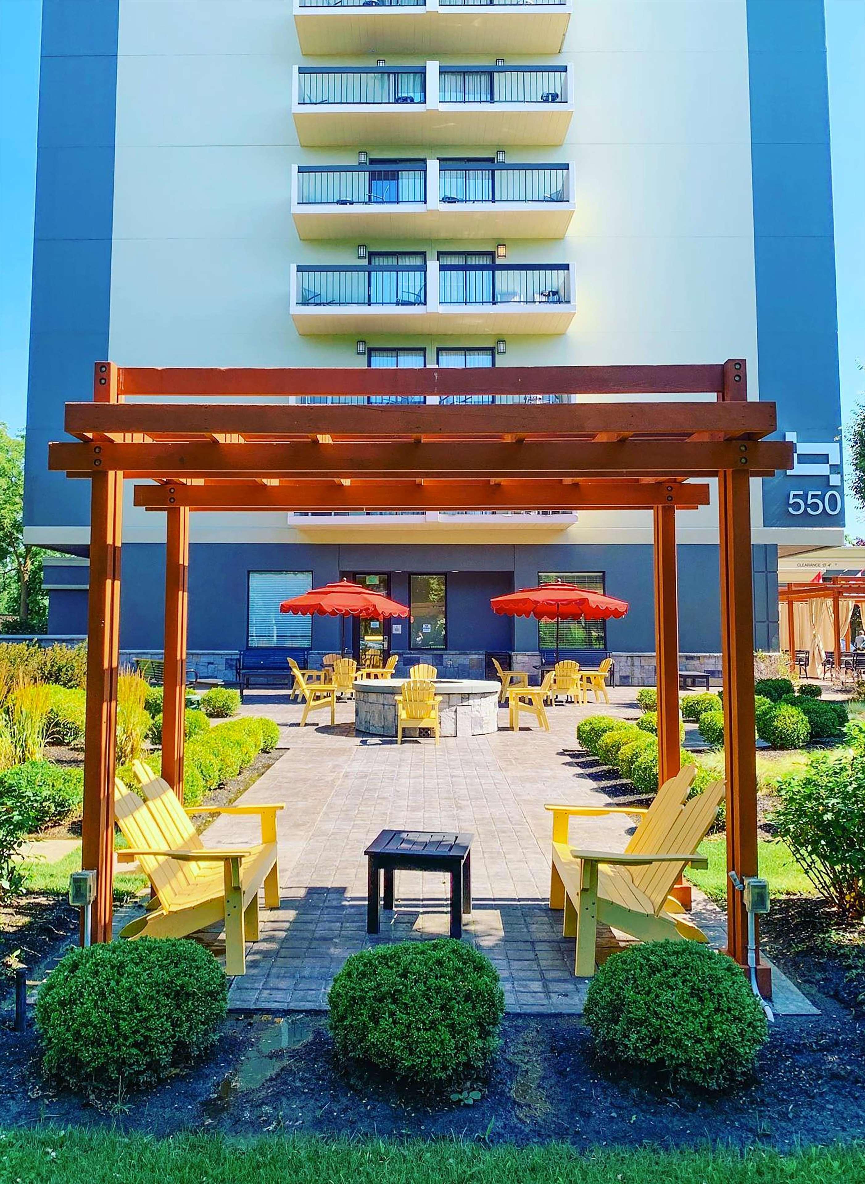 The Strathallan - A Doubletree By Hilton Rochester Exterior photo