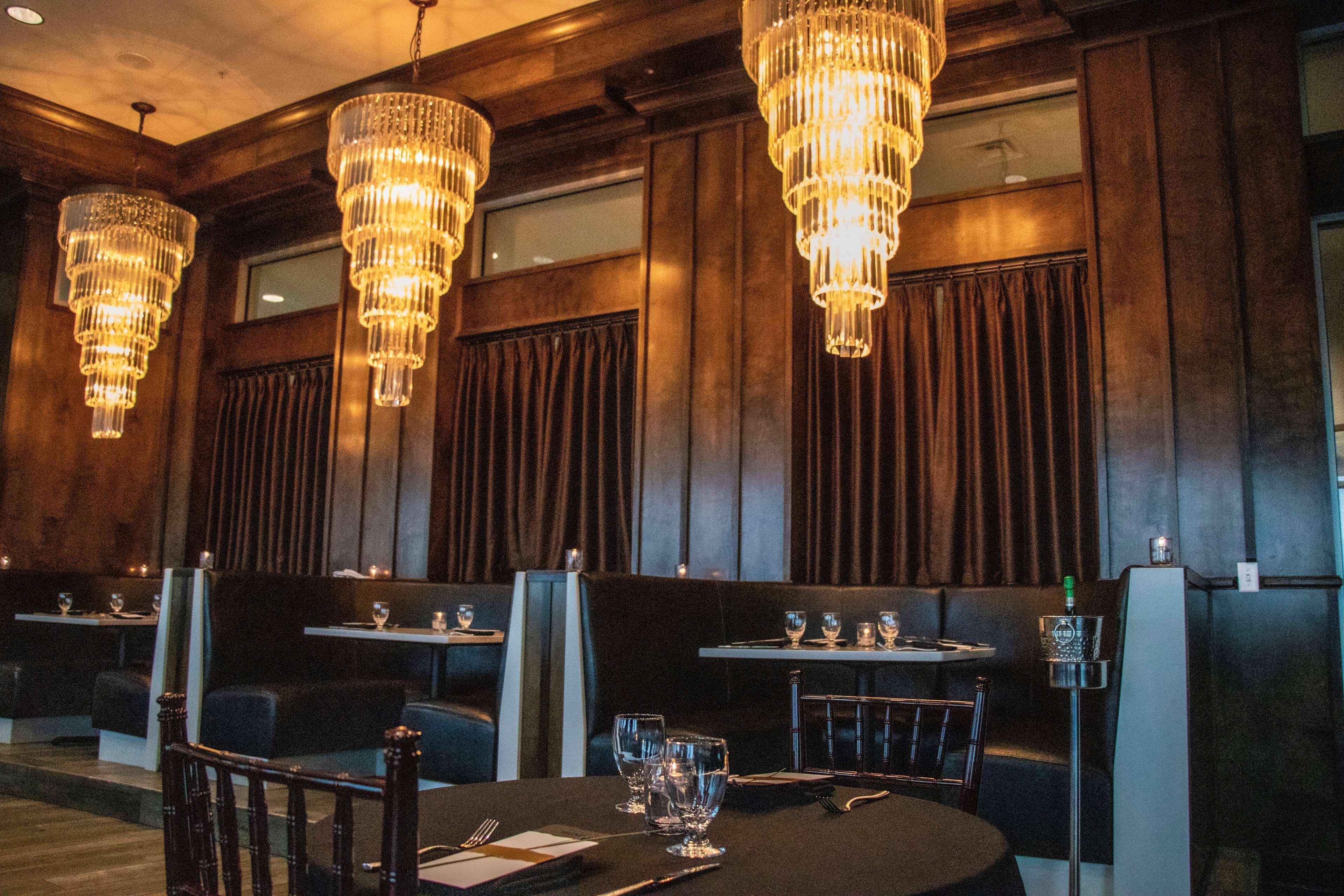 The Strathallan - A Doubletree By Hilton Rochester Exterior photo
