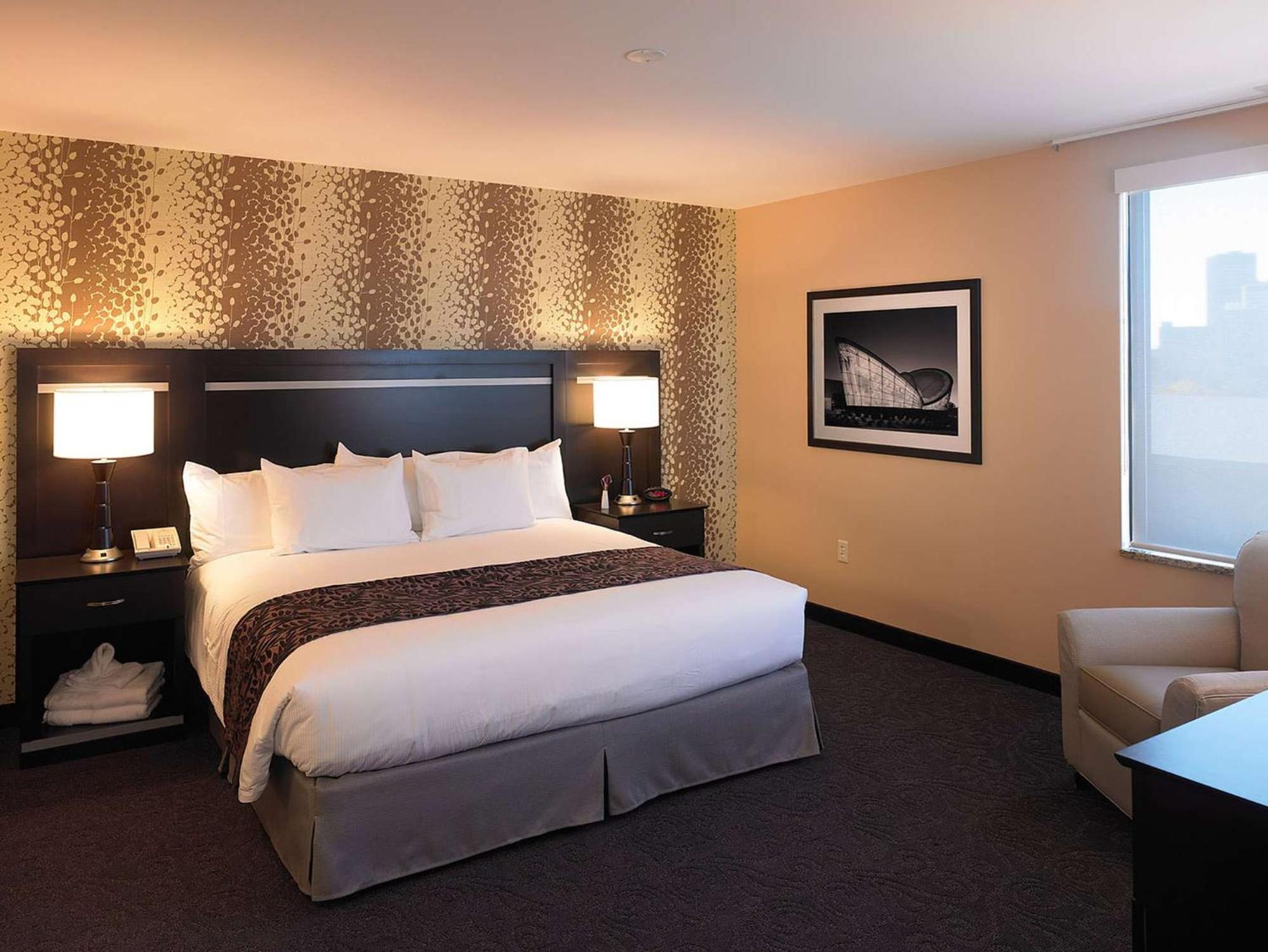 The Strathallan - A Doubletree By Hilton Rochester Exterior photo