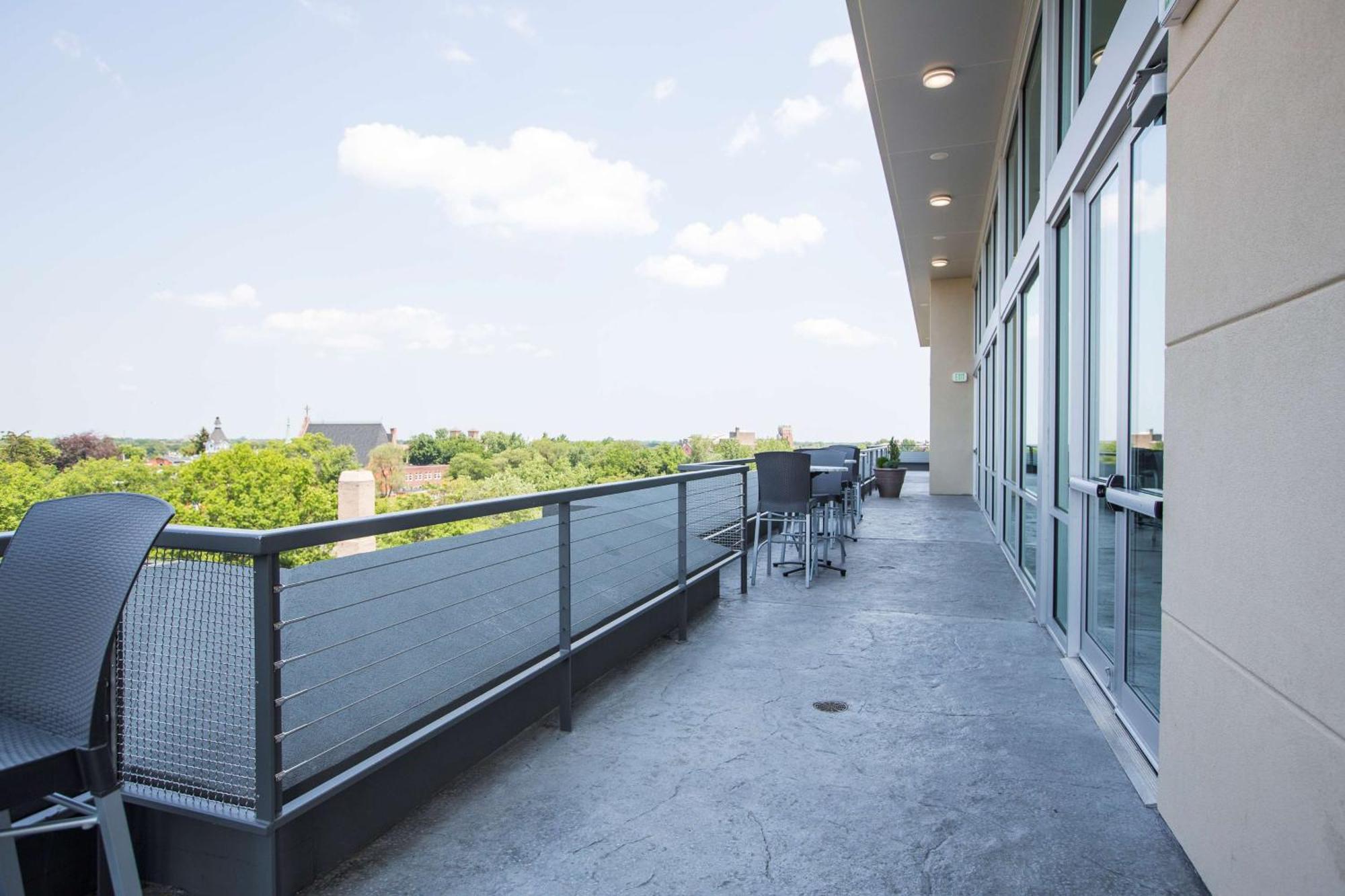The Strathallan - A Doubletree By Hilton Rochester Exterior photo