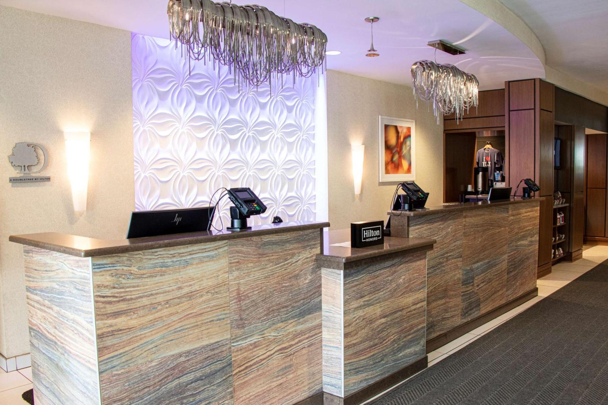 The Strathallan - A Doubletree By Hilton Rochester Exterior photo